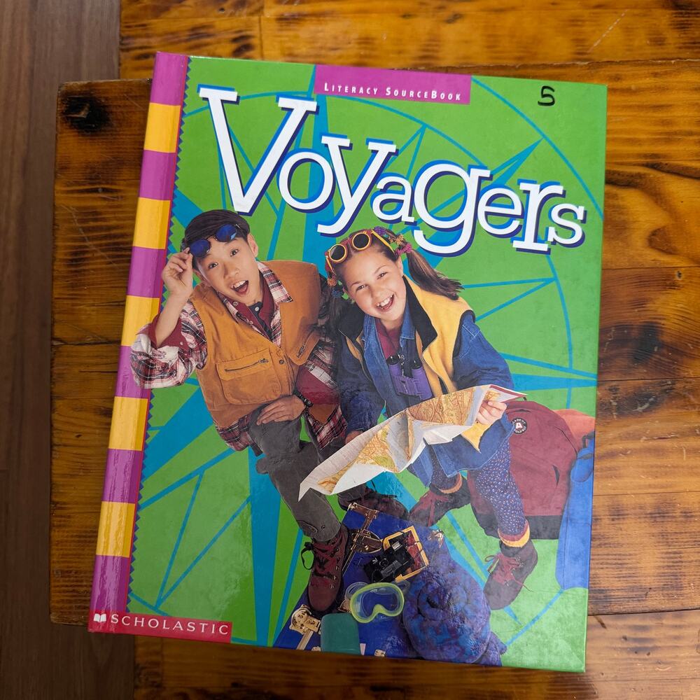 Vintage 1996 Literary Source Book Voyagers Hardcover Textbook